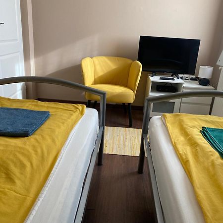 Апартаменты Rozse Apartman-Tetoter Будаорш Экстерьер фото