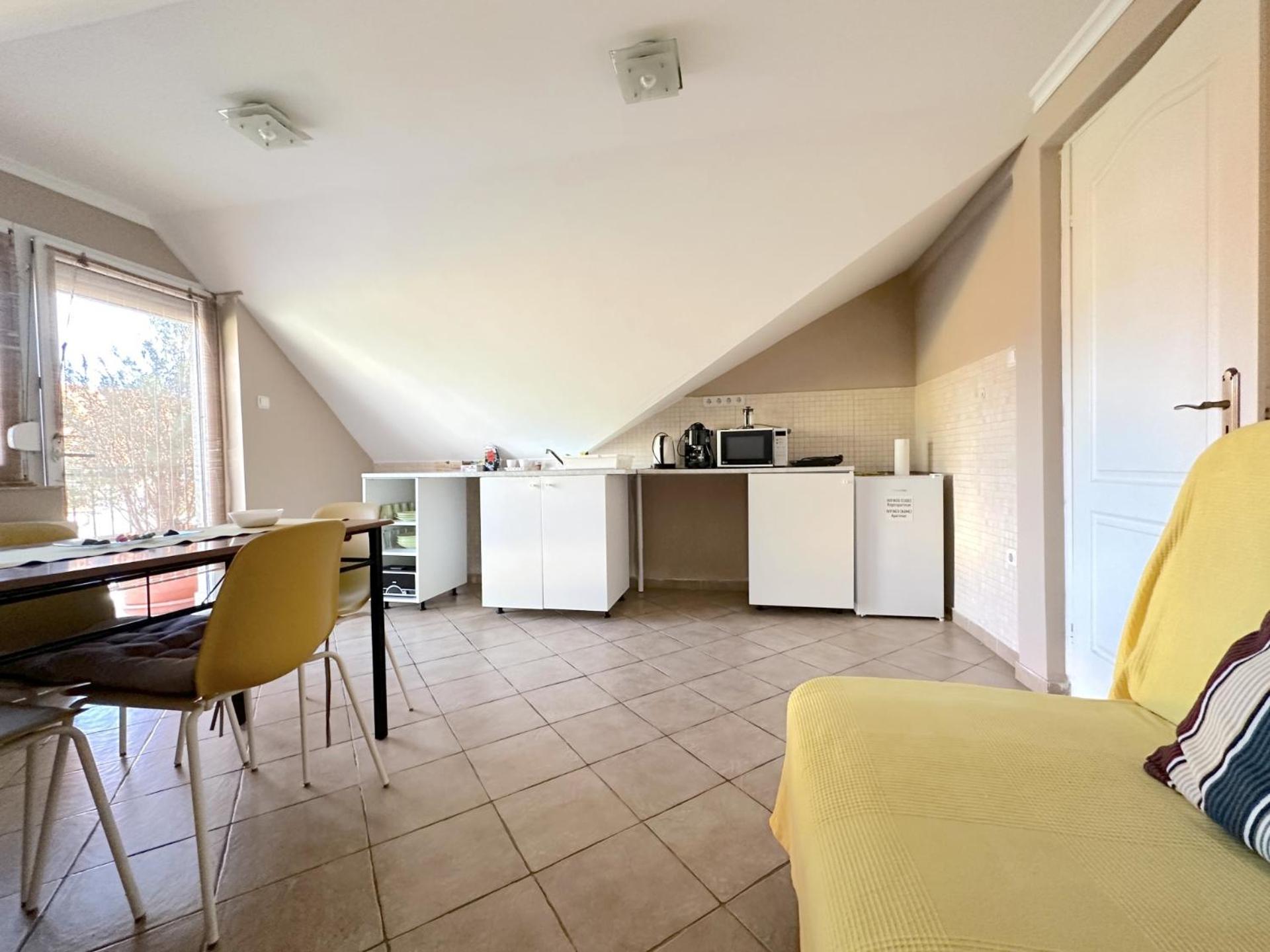 Апартаменты Rozse Apartman-Tetoter Будаорш Экстерьер фото